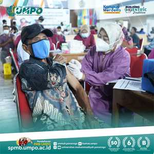 VAKSINASI LINTAS AGAMA DI UMPO SUNTIK RIBUAN MASYARAKAT